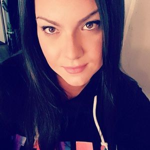 Meet your Posher, Dominique